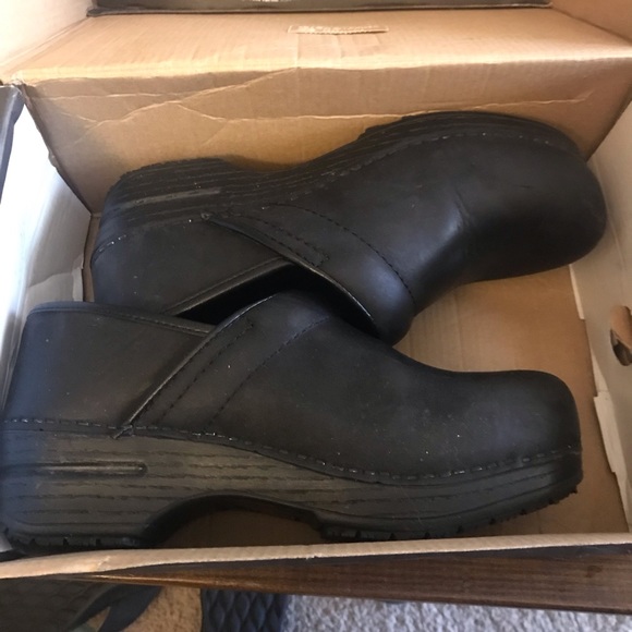 Danskos - Picture 2 of 3